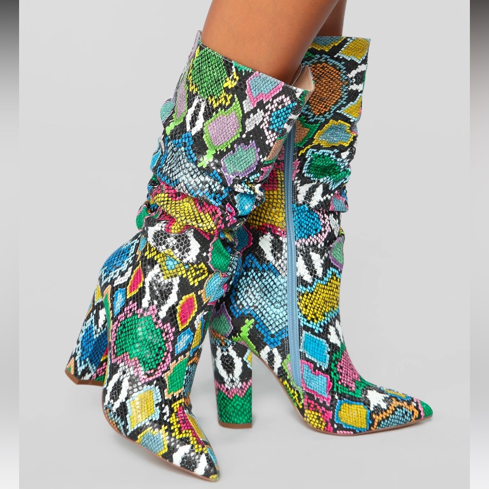 Fashion nova snake print boots - Picture 4 of 9